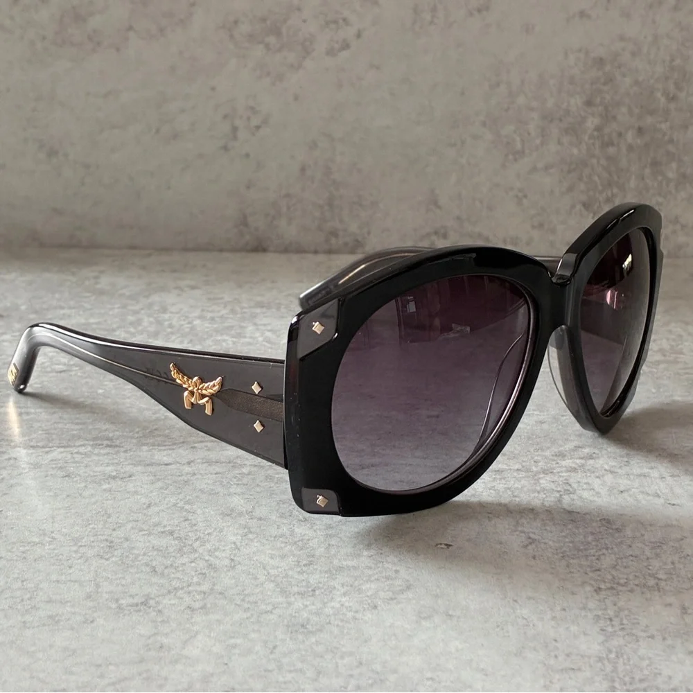 MCM Oversized Butterfly Sunglasses MW0005 05B Black Gold Italy NWOT w/ Pouch